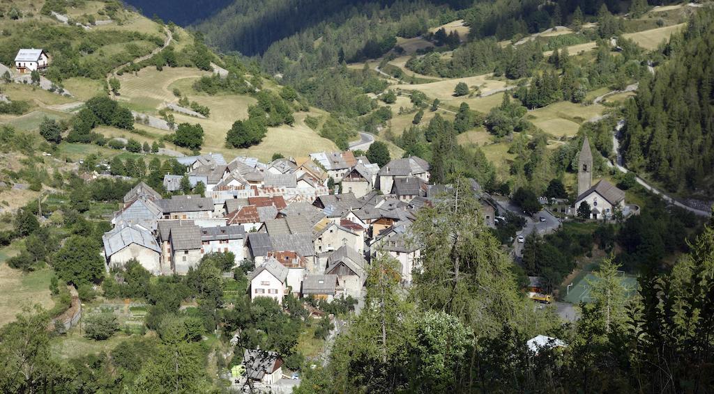 La Petite Etoile D'hotes En Mercantour